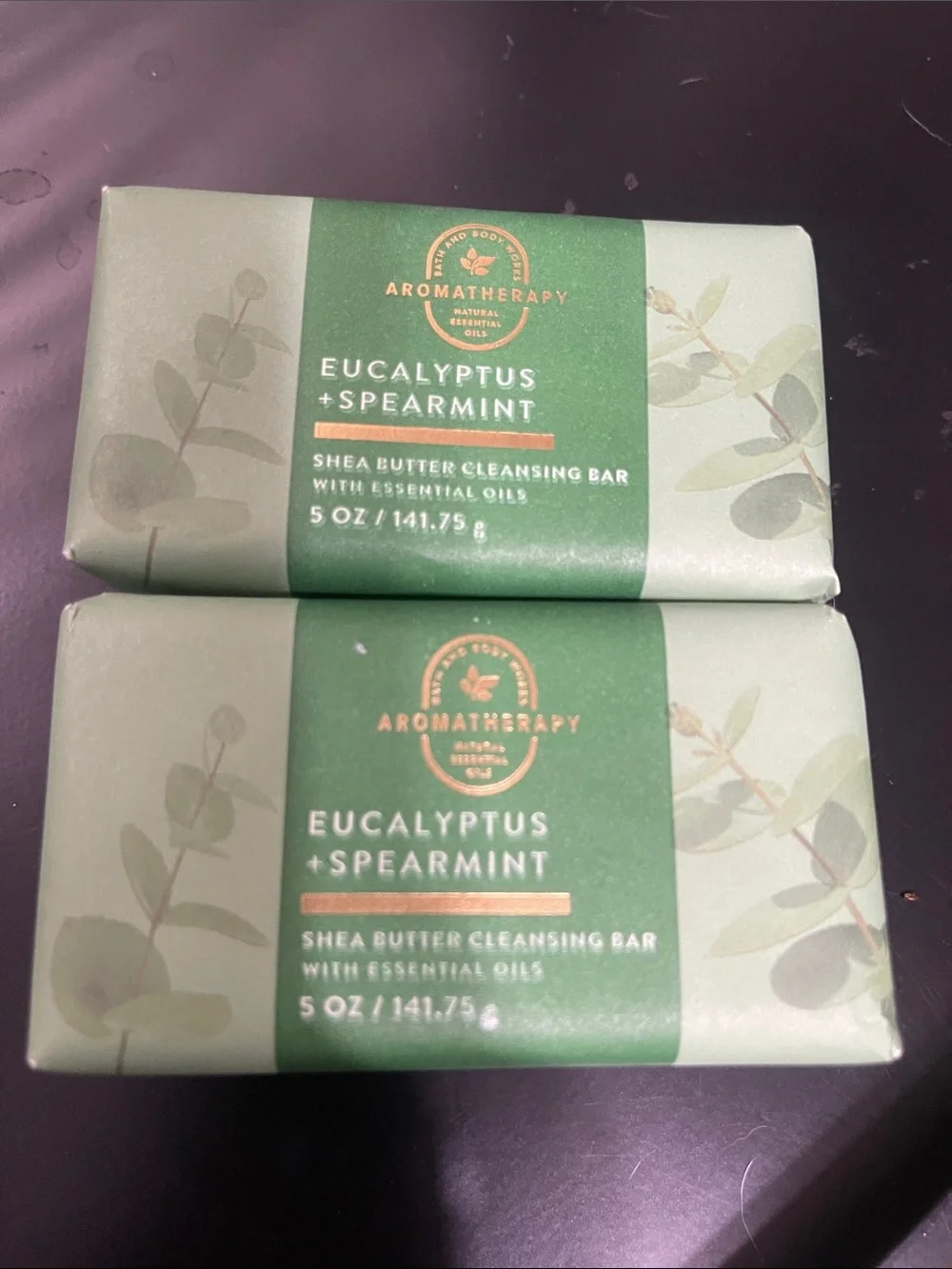 therapy Eucalyptus + Spearmint Shea Butter Cleansing Bar - Green set of two